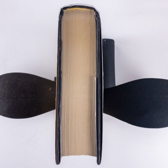 2/$30 - The Lost Symbol by Dan Brown - Picture 16 of 16